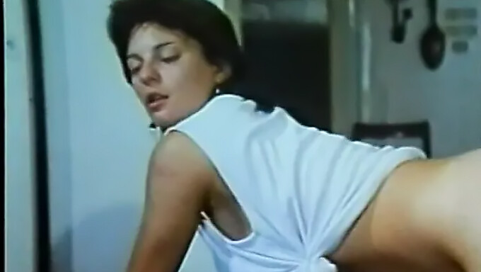 Dorothy Stamatopoulou Görög Vintage Filmben 1982-Ből