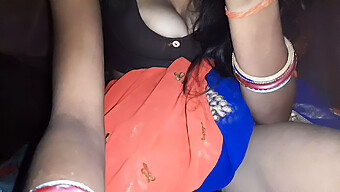 Desi Tannya Memberikan Blowjob Pada Kekasihnya Dalam Hd